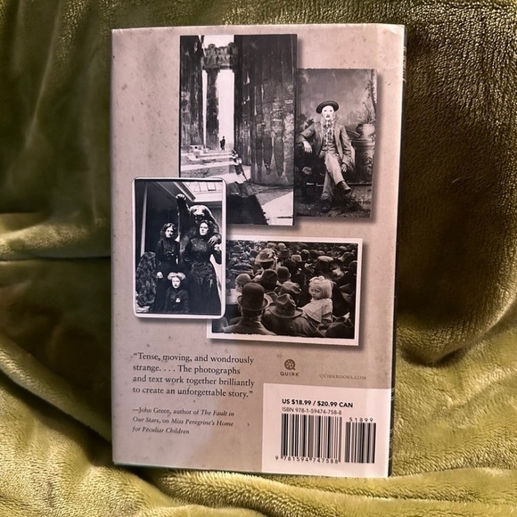 Library of Souls by Ransom Riggs​ - Picture 2 of 5